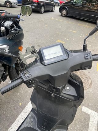 2024 Model 
50cc
Peugeot Tweet 12000km - 1700€
