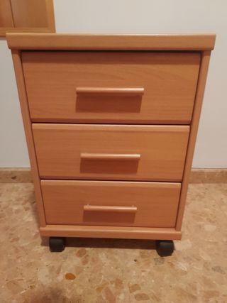 Mesita de noche 3 cajones - Madera