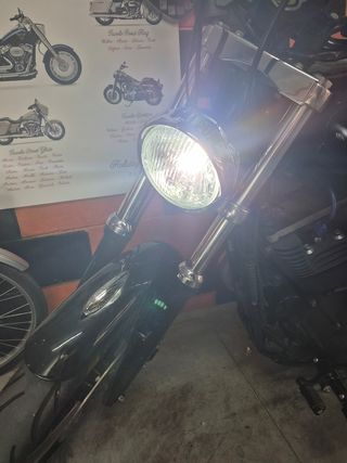 Fanale anteriore moto