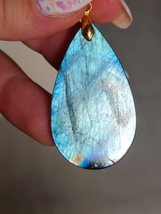 Ciondolo in Labradorite – Protezione Spirituale 