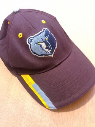 Gorra Adidas como nueva amarilla, azul,azul claro 