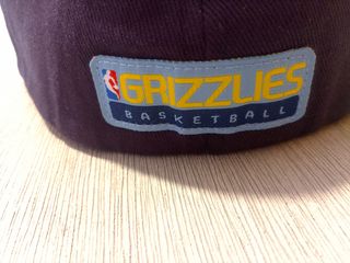 Gorra Adidas como nueva amarilla, azul,azul claro 