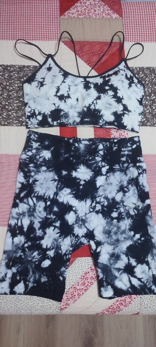 Conjunto deportivo tie-dye