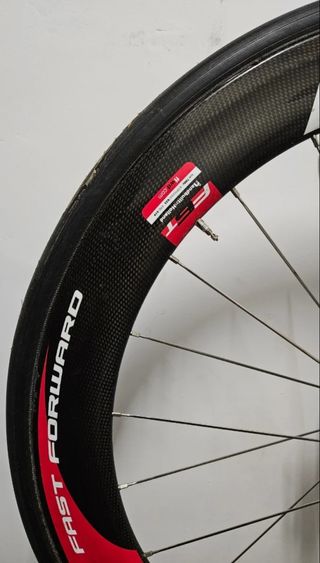 ● FFWD F6T PISTA●