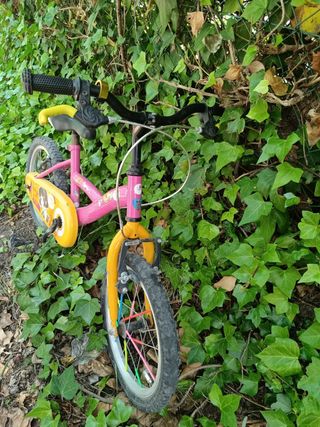 Bicicleta niña 16" usada