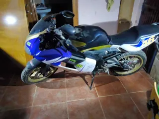 Yamaha TZR 50cc: motor 80cc vendo o cambio