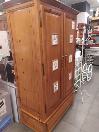 Armario madera estilo provenzal