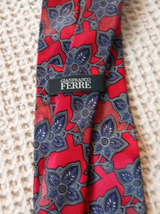 Corbata seda roja y azul