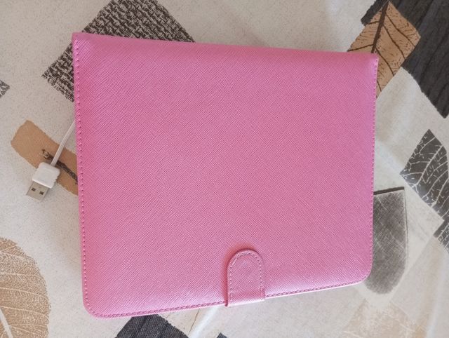 Funda tablet con teclado