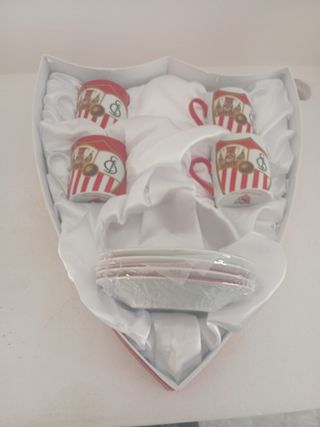 Juegos taza + platos  Nuevo certificado hermetico 