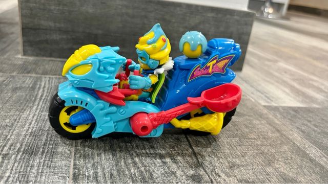 Moto Turbo Ice SuperThings