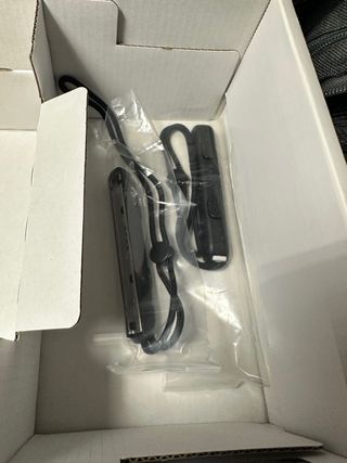 Nintendo Switch + Joy-Con gialli e blu