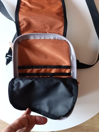 Bolso Reebok bandolera negro