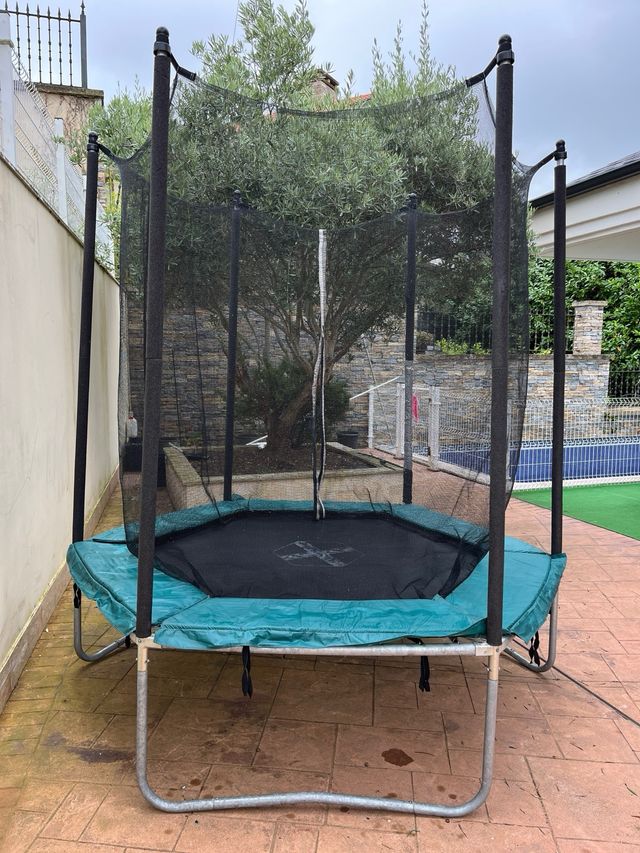 Cama elástica infantil