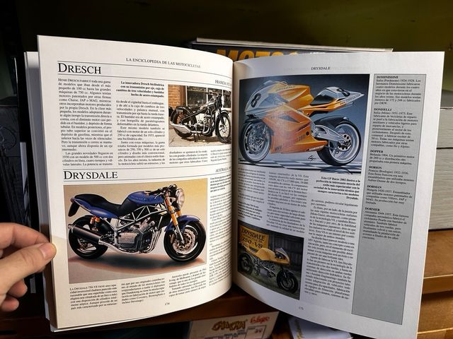 3 Enciclopedias y libros motocicletas 
