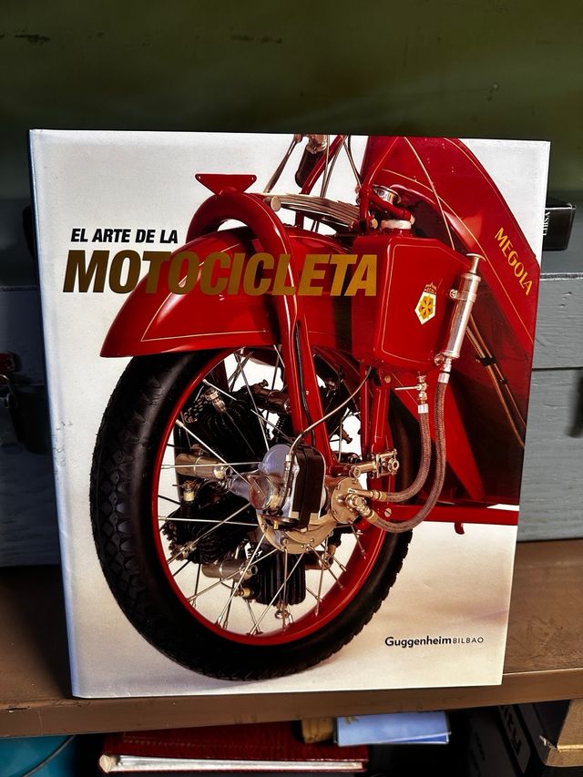 3 Enciclopedias y libros motocicletas 