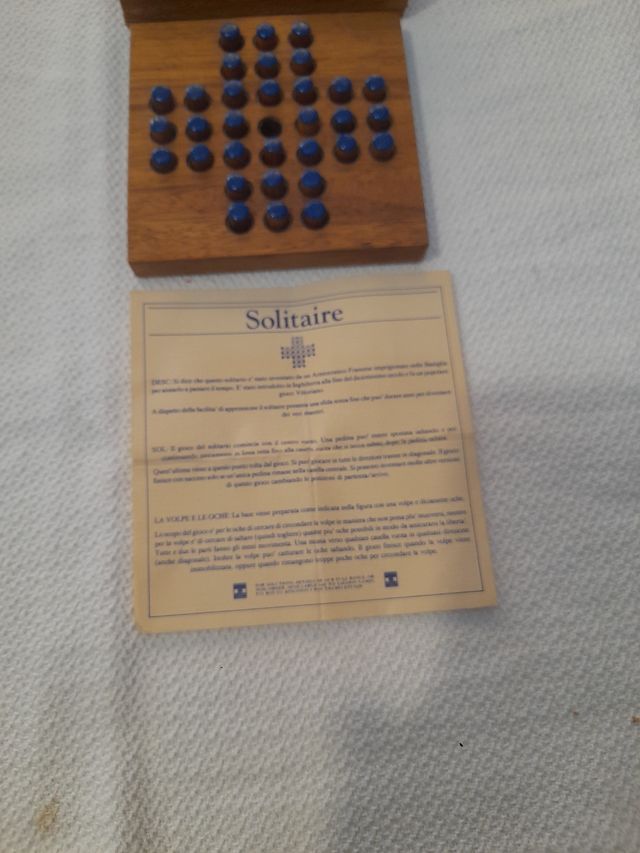 Gioco solitario in legno
