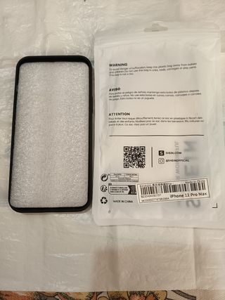 Carcasa iPhone 12 Pro Max negra - J