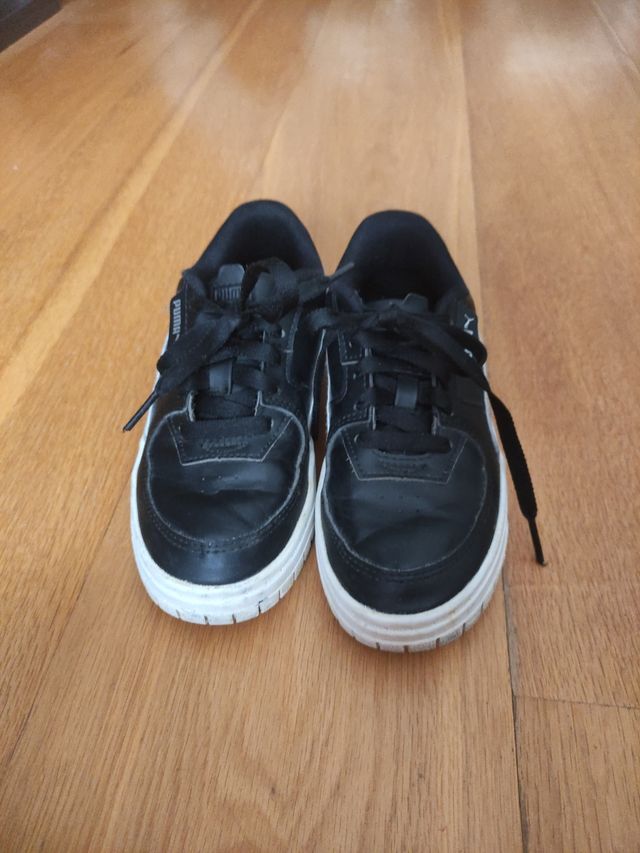 Zapatillas Puma - Talla 33