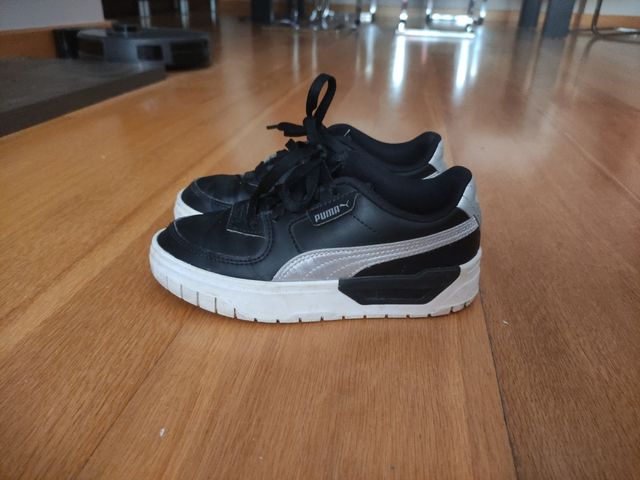 Zapatillas Puma - Talla 33