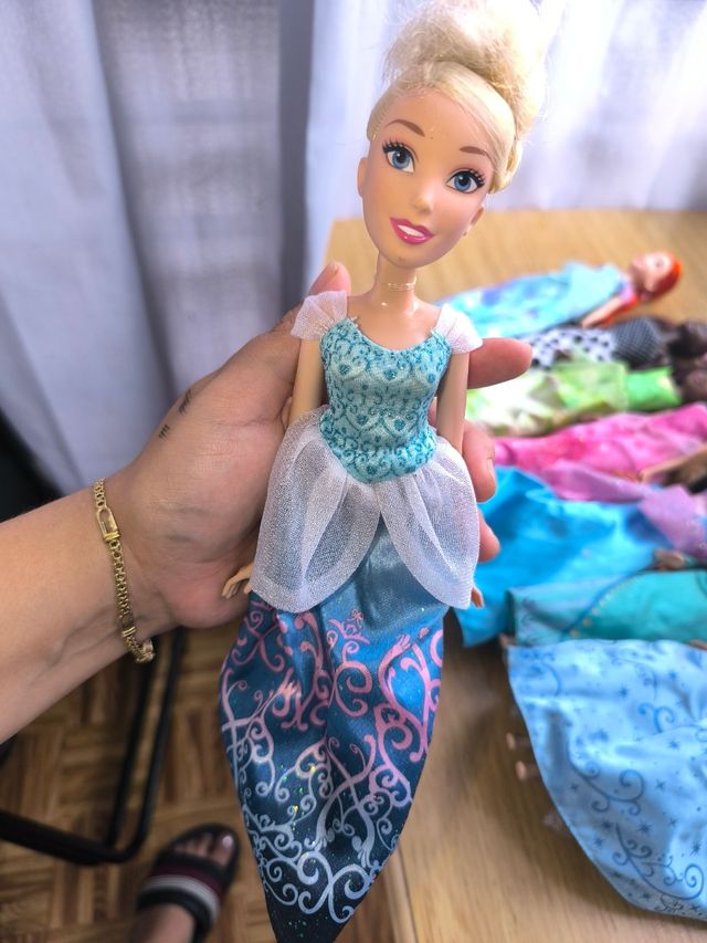 Muñecas Princesas DISNEY LEER BIEN LA DESCRIPCIÓN