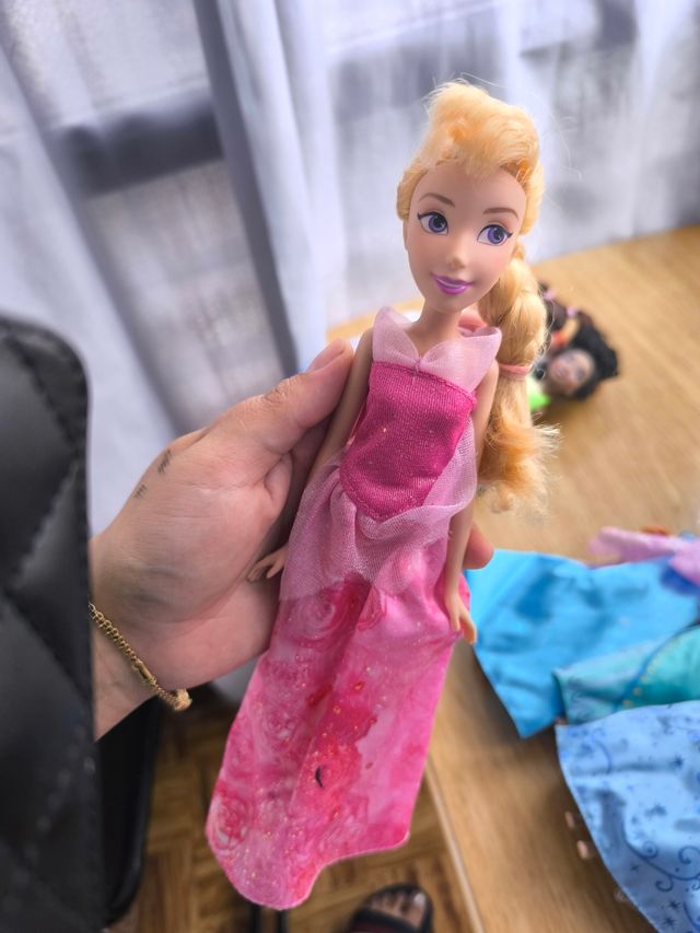 Muñecas Princesas DISNEY LEER BIEN LA DESCRIPCIÓN