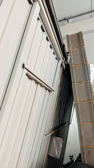 Puerta garaje metálica 300x250cm