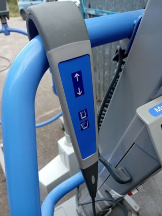 Grúa paciente - Elevador hidráulico minusvalido 
L