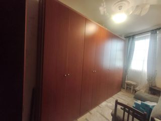 Armario madera 8 puertas