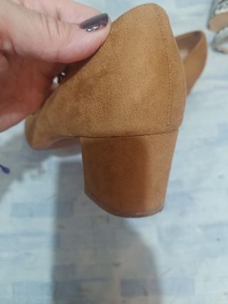 Zapatos Laik tacón ancho marrón