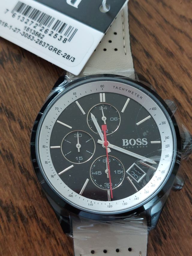 Reloj Hugo Boss negro y beige