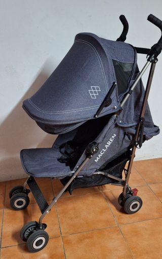 Silla paseo McLaren ligera gris