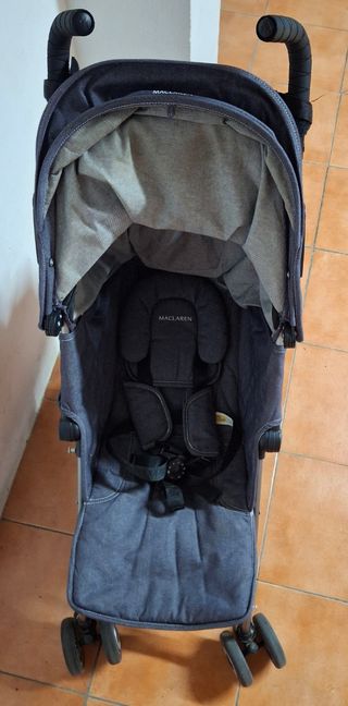 Silla paseo McLaren ligera gris