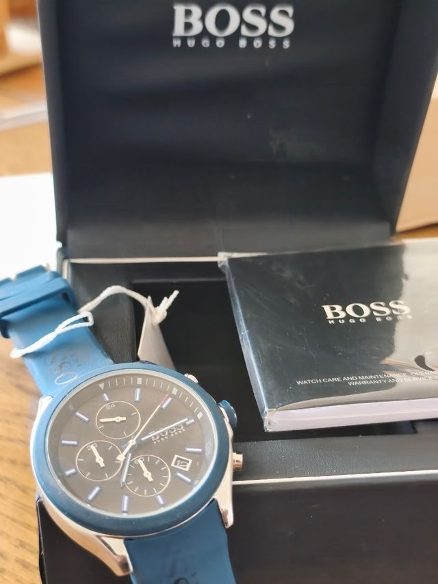 HUGO BOSS HB1513717 – Estilo y Prestigio