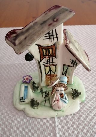 Casetta ceramica smaltata vintage