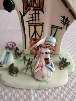 Casetta ceramica smaltata vintage