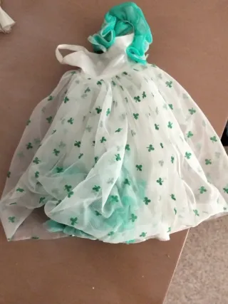 Armario Darling para muñecas y 3 vestidos