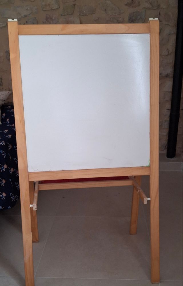 Pizarra Infantil con tiza y rotuladores