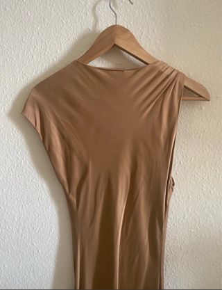 Vestido Zara satin beige - nuevo