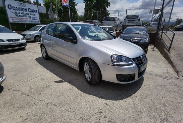 Volkswagen Golf V GT 1.9TDI