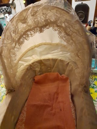 Carrozzina per bambola vintage