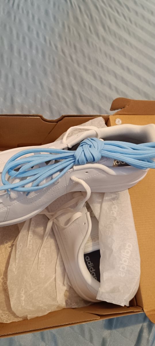 Zapatillas Adidas blancas talla 46