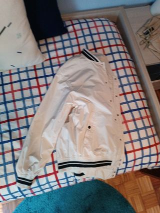Chaqueta beisbol Bershka 1998