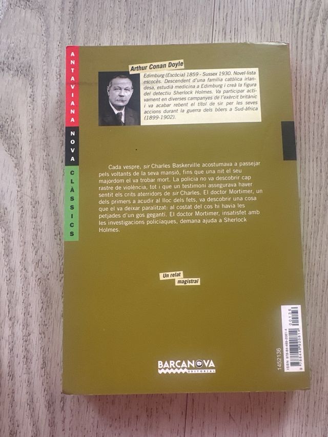 El gos dels Baskerville (Catalan Edition)