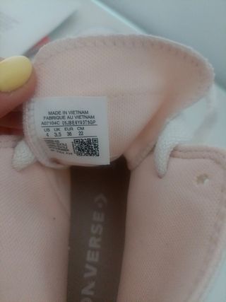 Converse blancas altas
