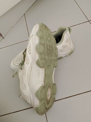 Zapatillas deportivas blancas y verdes - Talla 40