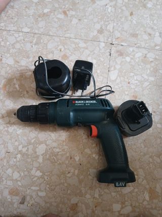 Taladro Black&Decker KC8441C 8.4V