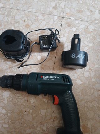 Taladro Black&Decker KC8441C 8.4V