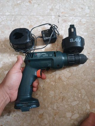Taladro Black&Decker KC8441C 8.4V