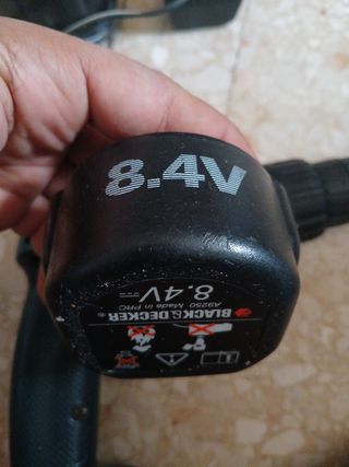 Taladro Black&Decker KC8441C 8.4V